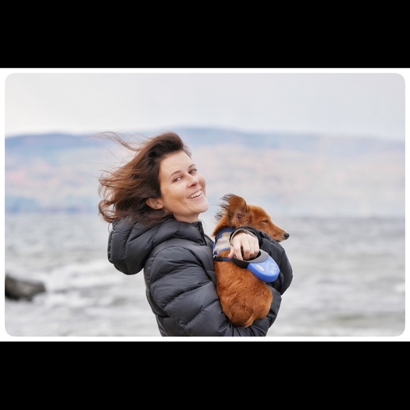 Meet your Posher, Heidi - Picture 2 of 2